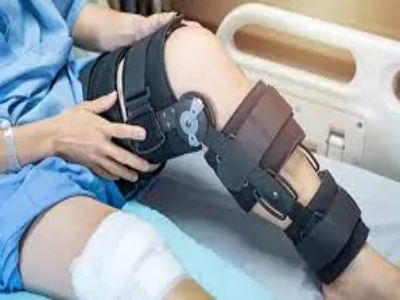 Knee replacement surgeon in pcmc